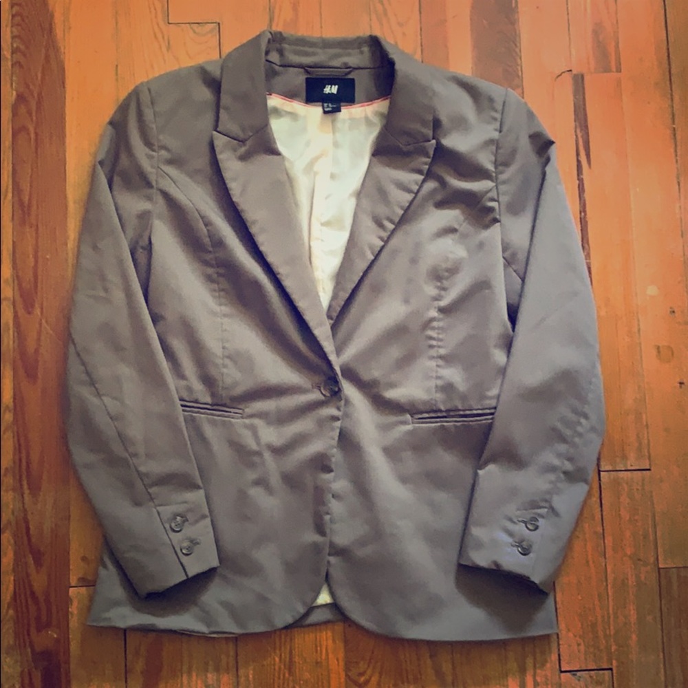 SALE! 🖤 H&M Taupe One Button Suit Blazer US 12